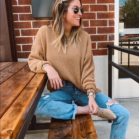 Abercrombie & Fitch Sweaters - The Sister Studio x A&F Boyfriend Chenille Sweater